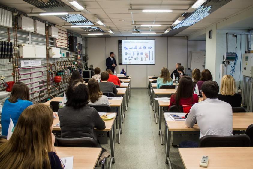 СЕМИНАРЫ AVK В УРАЛЬСКОМ ФЕДЕРАЛЬНОМ ОКРУГЕ